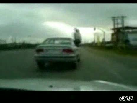 Highway Car Stunts